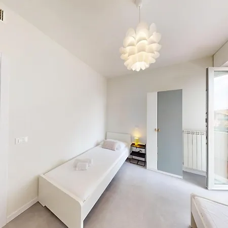 Appartement La Perla Del Garda By Bookinggardalake Desenzano del Garda